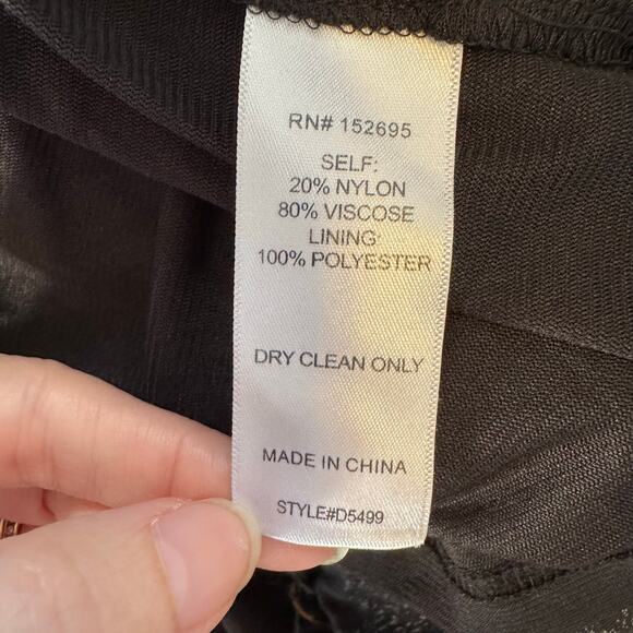 Slate & Willow Brown Floral Velvet Tie Dress Long Sleeve V-Neck Size S - Picture 10 of 11